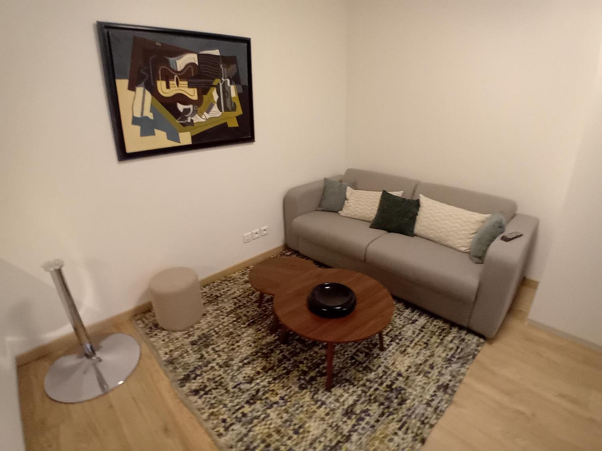 Apartment 1 Mins Gare Montpatnasse ,close To Eiffel Tour And Louvre Meusm,amusing Place Paris